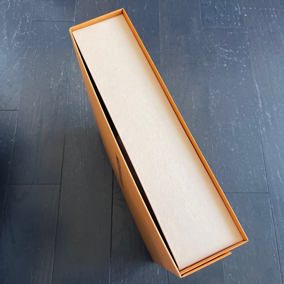 LOUIS VUITTON LV Gift Box Magnetic Empty Large Box storage decoration - Picture 7 of 10